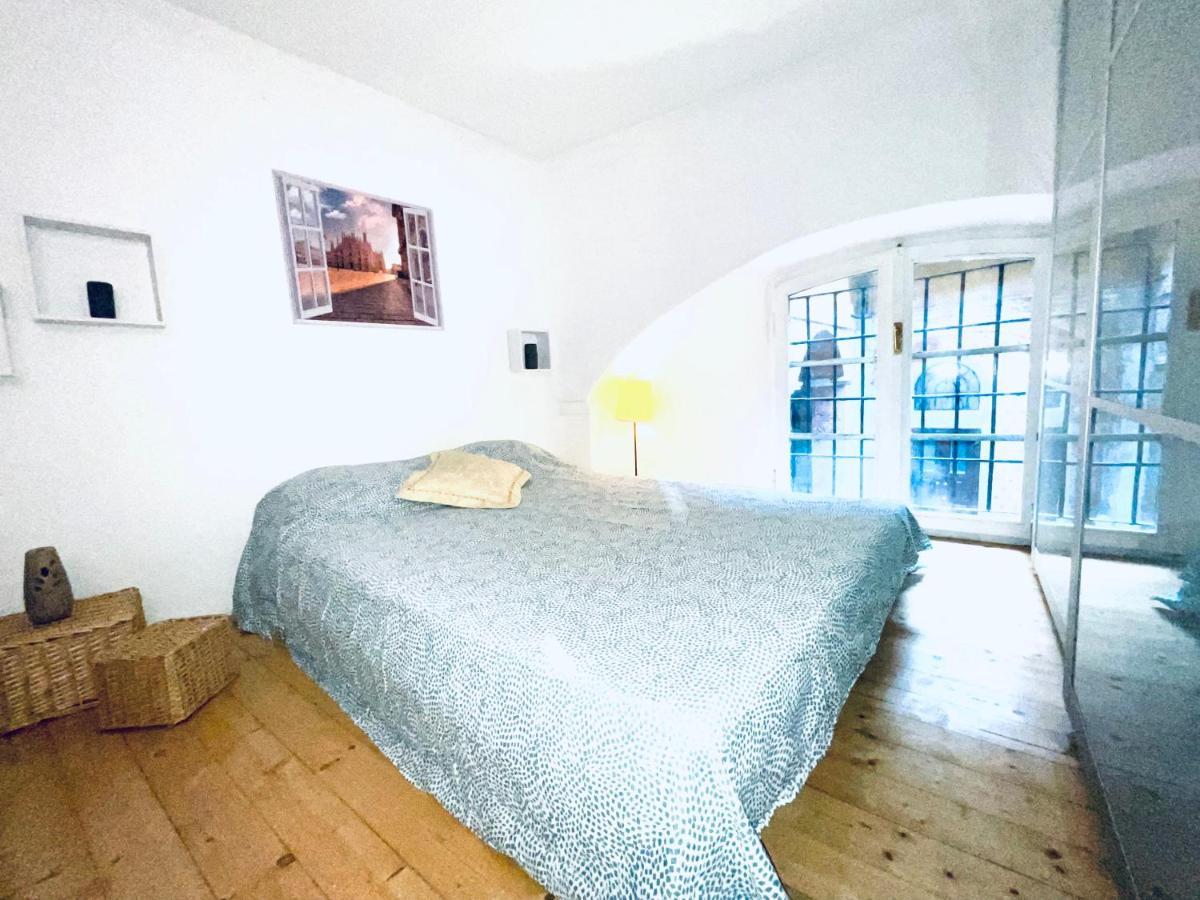 Apartment In 3 Minutes From Duomo Ingresso Via Dei Piatti Μιλάνο Εξωτερικό φωτογραφία