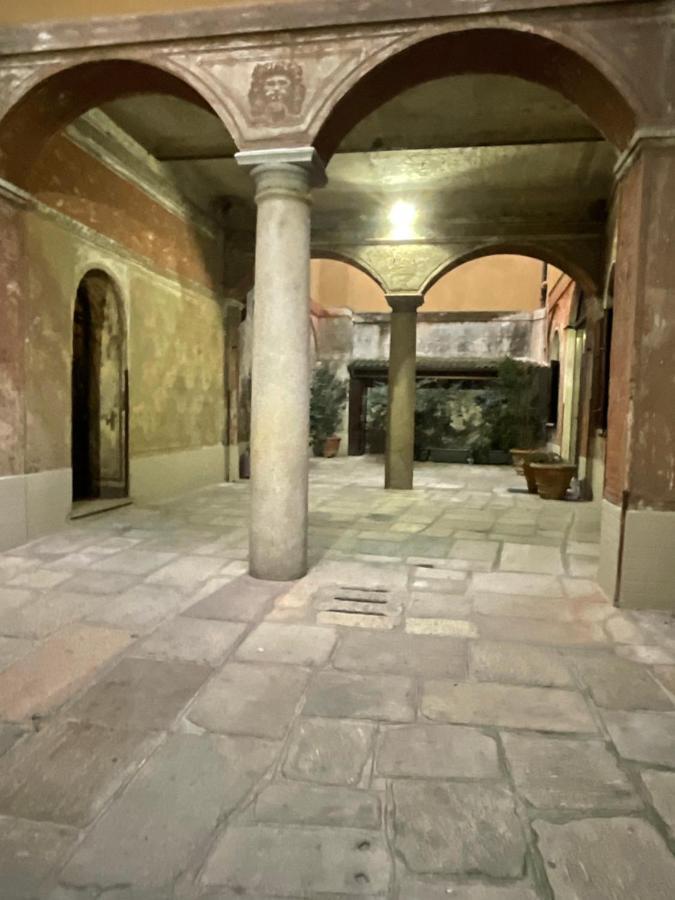 Apartment In 3 Minutes From Duomo Ingresso Via Dei Piatti Μιλάνο Εξωτερικό φωτογραφία