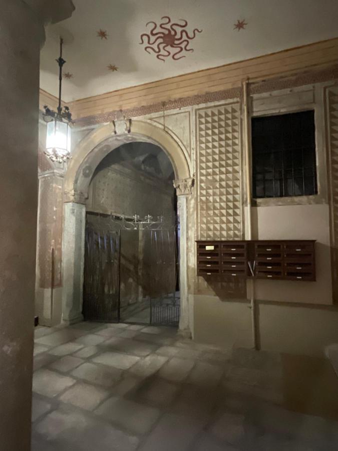 Apartment In 3 Minutes From Duomo Ingresso Via Dei Piatti Μιλάνο Εξωτερικό φωτογραφία